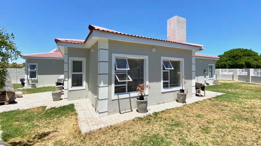 3 Bedroom Property for Sale in Port Owen Western Cape